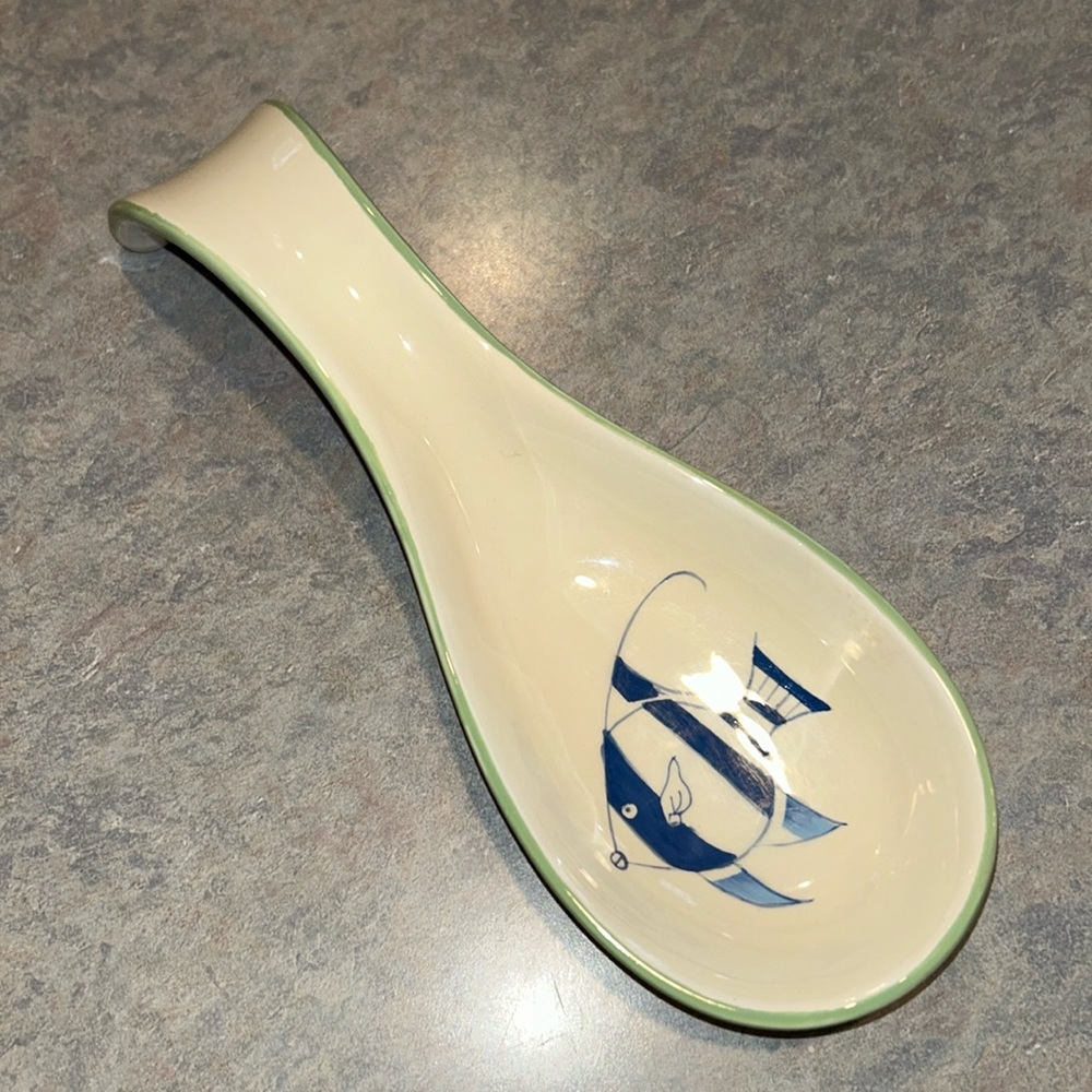 N-D hand painted spoon rest